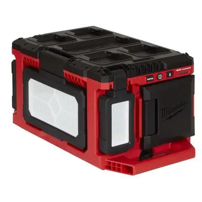 Milwaukee Tool M18 PACKOUT Light/Charger